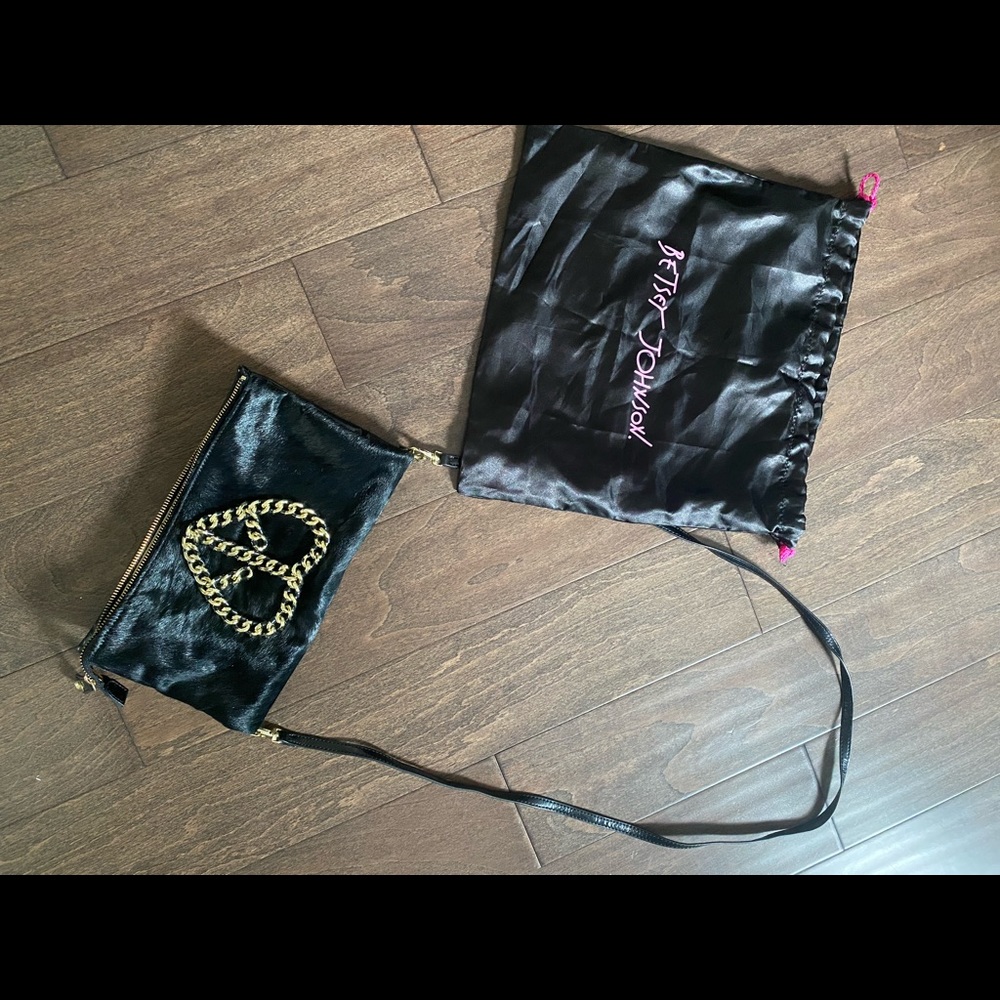 Betsey Johnson Black crossbody purse